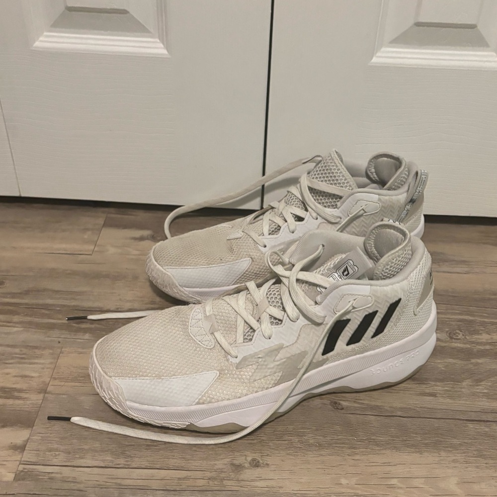 Nike - Men’s - Never Worn Outside - 11.5